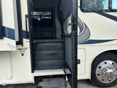 2022 Entegra Vision XL 34G, $ 131,900