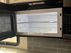 2022 Entegra Vision XL 34G, $ 131,900