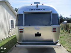 2018 Airstream International Signature 27FB, $ 54,995
