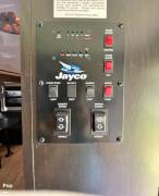 2022 Jayco Jay Feather 25RB Arctic Edition, $ 34,000
