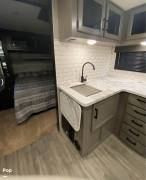 2022 Jayco Jay Feather 25RB Arctic Edition, $ 34,000