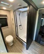 2022 Jayco Jay Feather 25RB Arctic Edition, $ 34,000