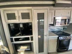 2021 Keystone Montana High Country 330RL, $ 38,000