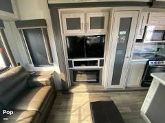 2021 Keystone Montana High Country 330RL, $ 38,000