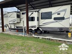 2022 Vanleigh RV Vilano 390LK, $ 80,000