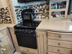 2018 Thor Motor Coach Windsport 34P, $ 74,000