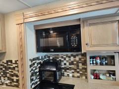 2018 Thor Motor Coach Windsport 34P, $ 74,000