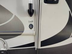 2018 Thor Motor Coach Windsport 34P, $ 74,000