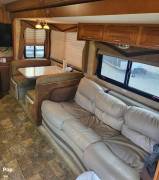 2010 Gulf Stream Independence 8383, $ 56,000