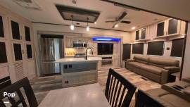 2022 Forest River Sandpiper 401FLX, $ 53,400