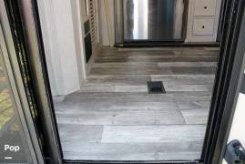 2022 Forest River Sandpiper 401FLX, $ 53,400