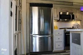 2022 Forest River Sandpiper 401FLX, $ 53,400