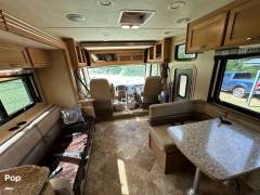 2015 Thor Motor Coach A.C.E. 29.3, $ 46,999