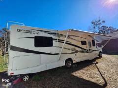 2012 Thor Motor Coach Freedom Elite 31R, $ 29,500