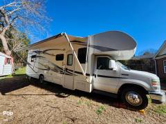 2012 Thor Motor Coach Freedom Elite 31R, $ 29,500