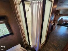 2012 Thor Motor Coach Freedom Elite 31R, $ 29,500