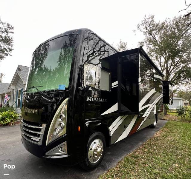 2023 Thor Motor Coach Miramar 37.1, $ 140,000