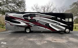 2023 Thor Motor Coach Miramar 37.1, $ 140,000