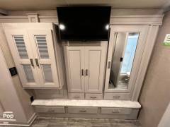 2023 Thor Motor Coach Miramar 37.1, $ 140,000