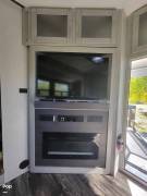 2021 Keystone Fuzion 424, $ 69,000