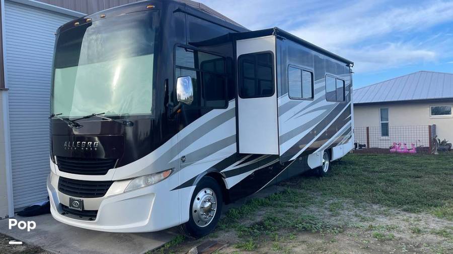 2017 Tiffin Allegro Open Road 32SA, $ 92,990