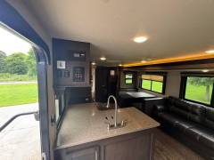 2018 Forest River Sonoma 270BHS, $ 18,900