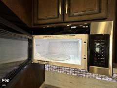 2020 Heartland Landmark 365 Newport, $ 73,000