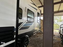 2021 Keystone Carbon 348, $ 50,000