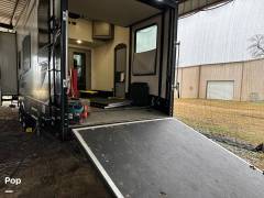 2021 Keystone Carbon 348, $ 50,000