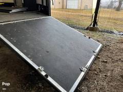 2021 Keystone Carbon 348, $ 50,000