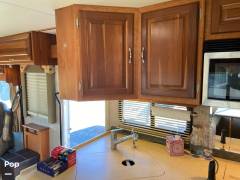 2006 National RV Dolphin 5320 (Built for Boondocki, $ 45,000