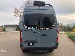 2022 Winnebago Revel 44E 4x4, $ 124,400
