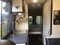 2022 Winnebago Revel 44E 4x4, $ 124,400