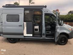 2022 Winnebago Revel 44E 4x4, $ 124,400