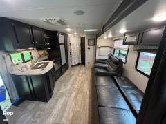 2019 Venture RV SportTrek ST270VBH, $ 19,250