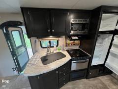 2019 Venture RV SportTrek ST270VBH, $ 19,250