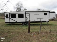 2023 Forest River Cardinal Red 36MB, $ 64,000