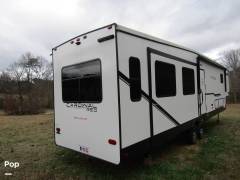 2023 Forest River Cardinal Red 36MB, $ 64,000