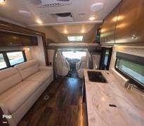 2019 Tiffin Wayfarer 25QW, $ 99,974