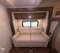 2019 Tiffin Wayfarer 25QW, $ 99,974
