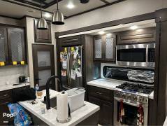 2021 Grand Design Momentum 376THS, $ 90,000