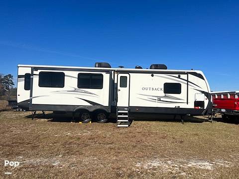 2018 Keystone Outback 328RL, $ 34,000