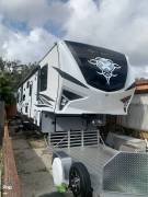 2019 Highland Ridge Highlander 327G, $ 67,000