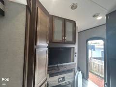 2019 Highland Ridge Highlander 327G, $ 67,000