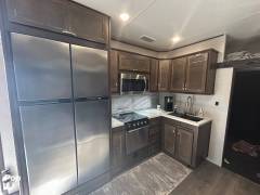 2019 Highland Ridge Highlander 327G, $ 67,000