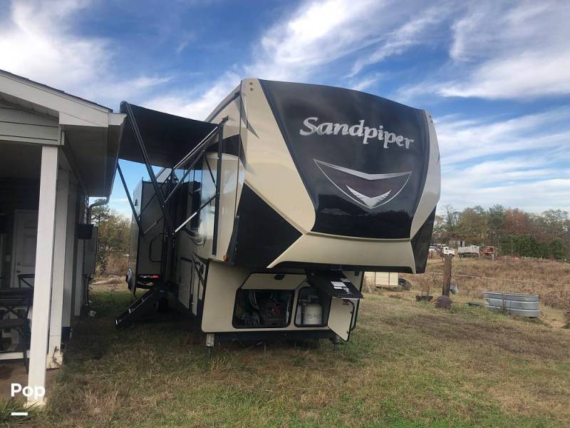 2020 Forest River Sandpiper 383RBLOK, $ 46,995