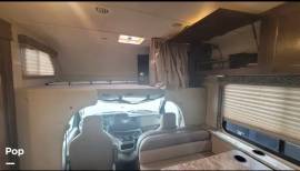 2018 Thor Motor Coach Four Winds 30D, $ 69,000