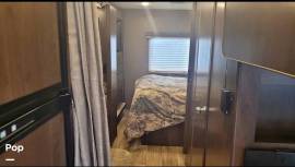 2018 Thor Motor Coach Four Winds 30D, $ 69,000