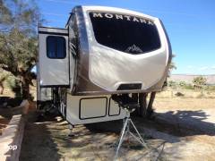 2018 Keystone Montana 3730FL, $ 45,000