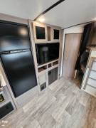 2021 CrossRoads Sunset Trail 272BH, $ 36,700